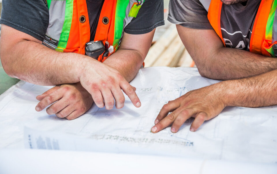 Construction بناء