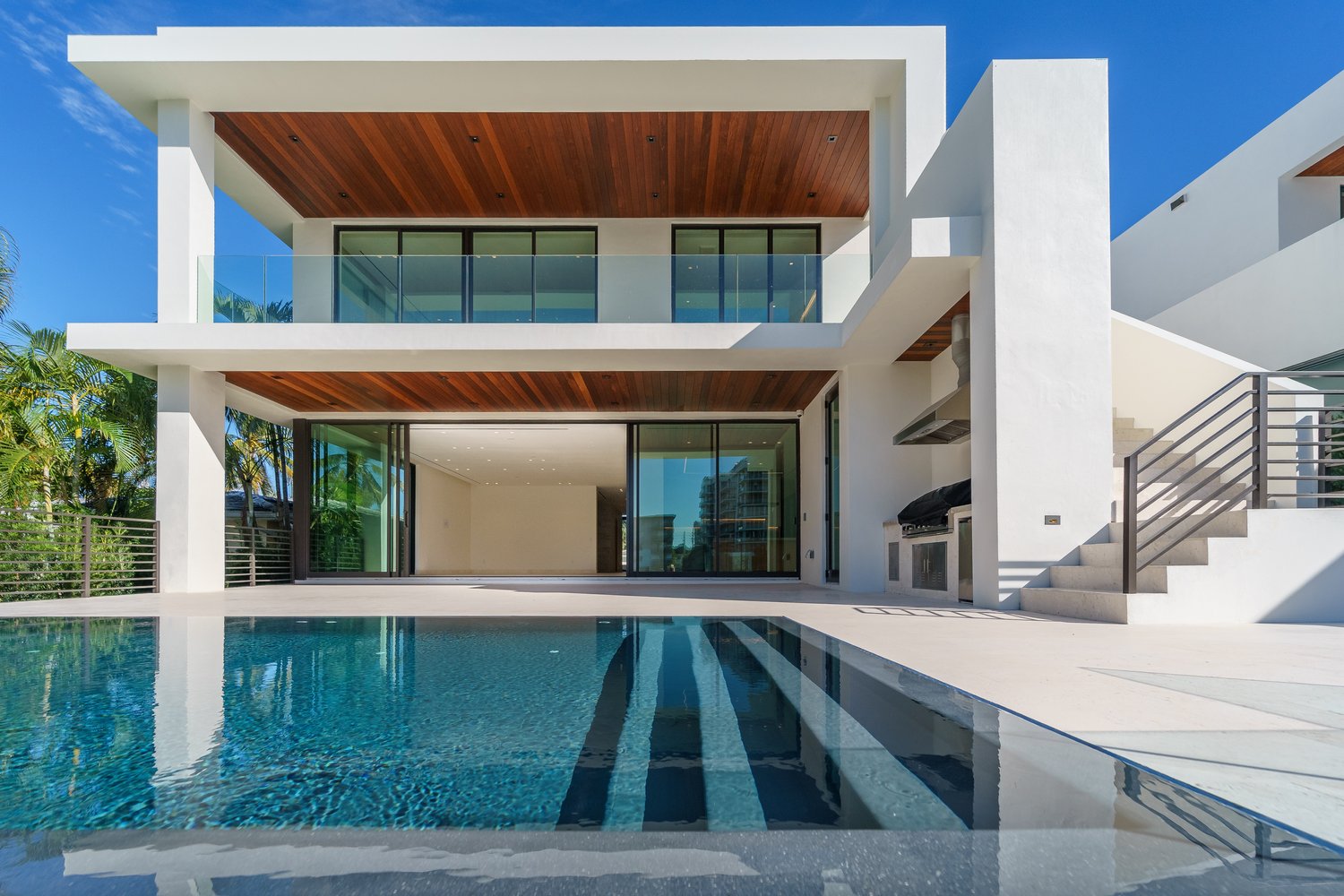 Smart Home Designs For A Better Quality Of Life تصاميم المنزل الذكي لجودة حياة أفضل