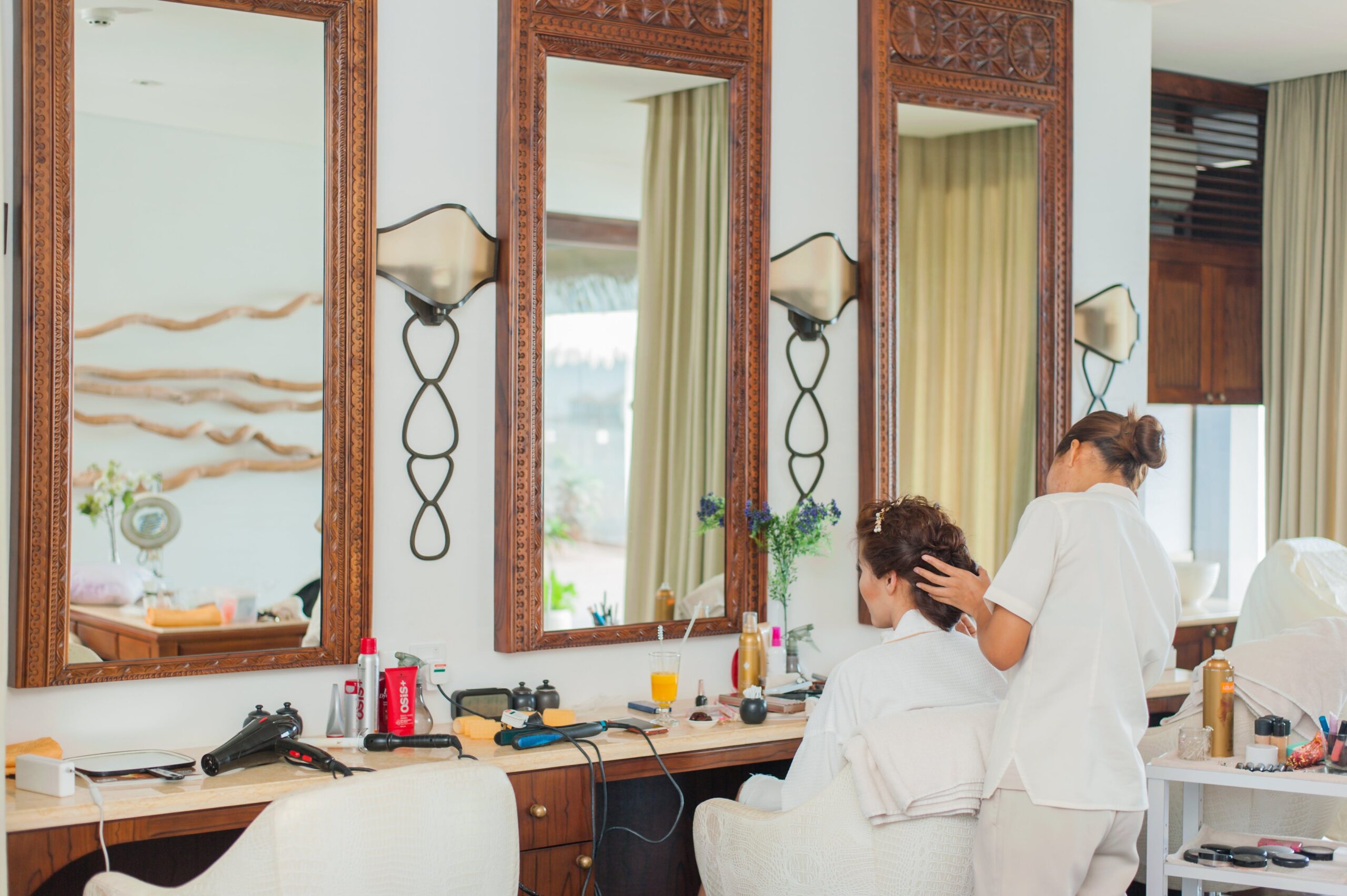 Women's Salon صالون نسائي