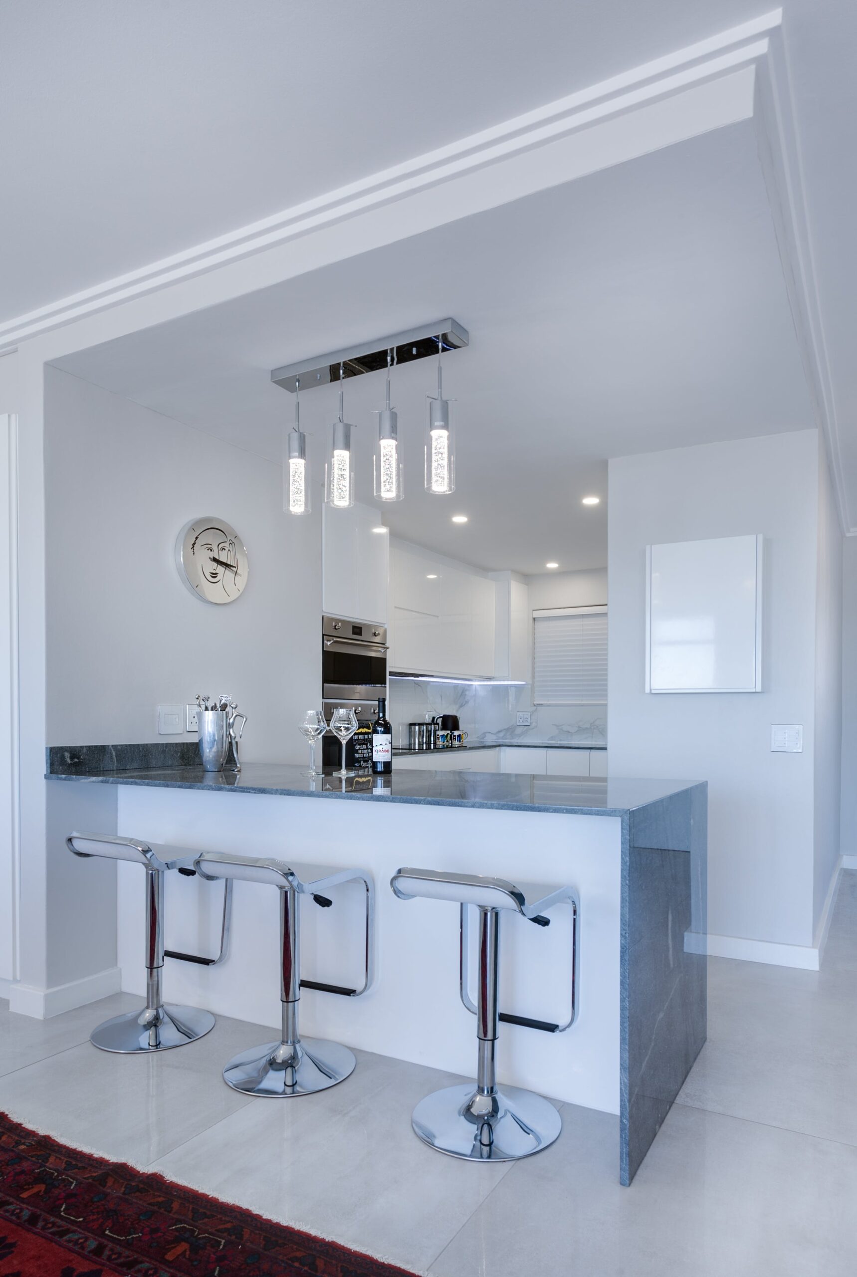 A Comprehensive Guide to Designing the Perfect Kitchen Space دليل شامل لتصميم مساحة المطبخ المثالية