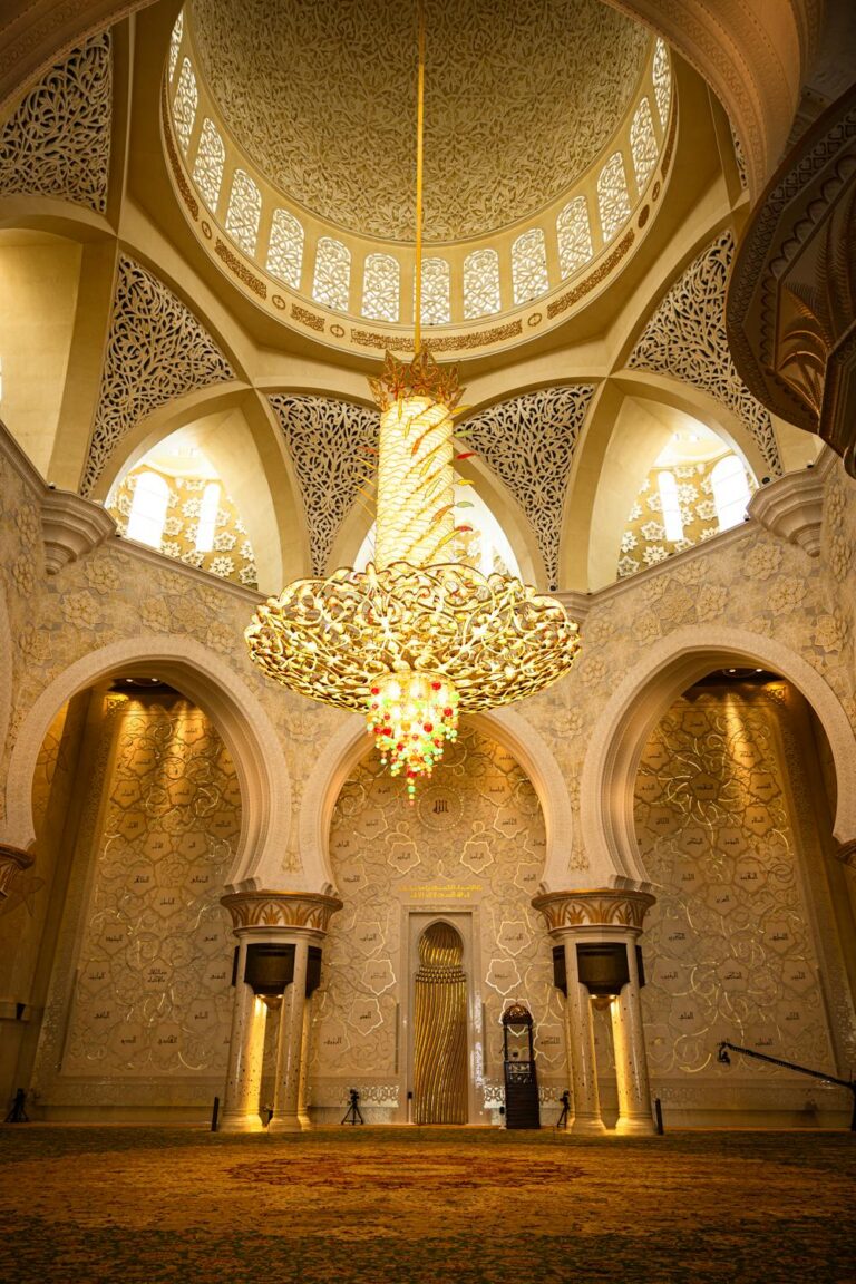 The Evolution of Saudi Arabian Interior Design Trends تطور اتجاهات التصميم الداخلي في المملكة العربية السعودية