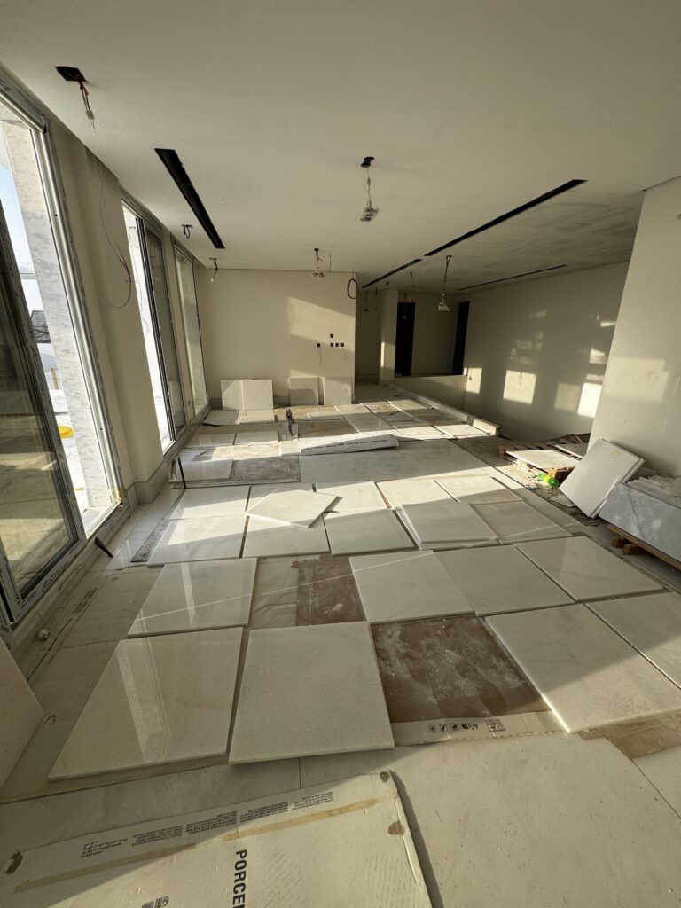 فرز الرخام في المشاريع الراقية: من الطبليات إلى التناسق المعماري