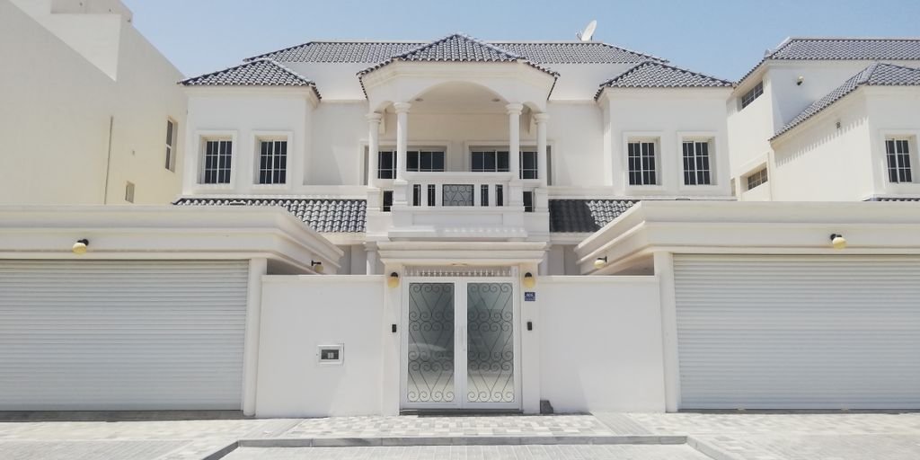 Privacy-Focused Home Design for Gulf Families